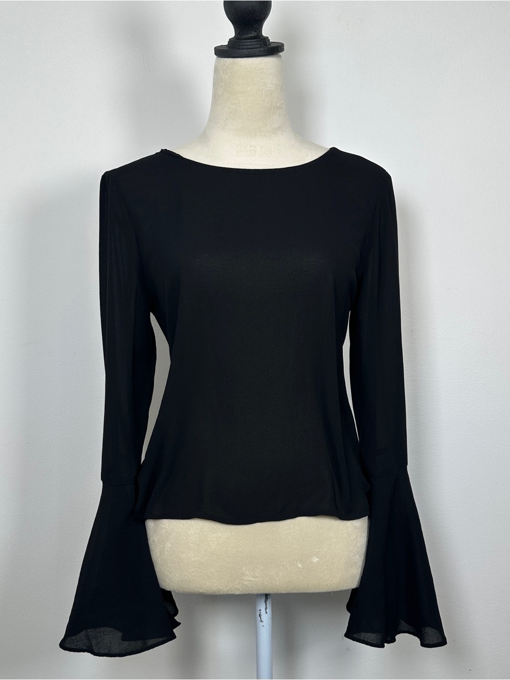 🛍️5 for $40| Black Bell Sleeve Tie Back Top